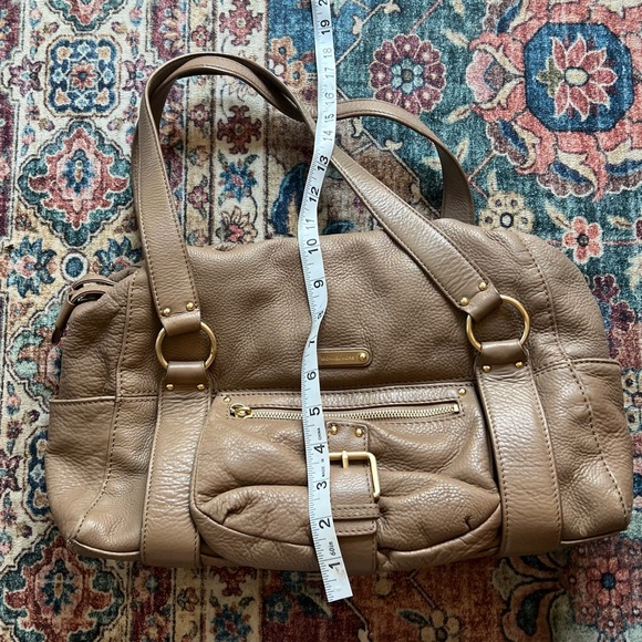 Michael Kors light Brown pebble Leather boho Shoulder Bag with gold accents - Picture 15 of 15